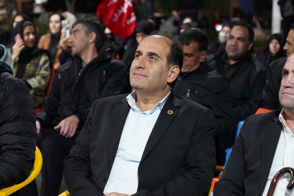 شرکت ملی پخش فرآوردههای نفتی لرستان؛ نقش کلیدی در تأمین سوخت و استقبال از شهروندان در معابر عمومی شرکت ملی پخش فرآوردههای نفتی لرستان؛ نقش کلیدی در تأمین سوخت و استقبال از شهروندان در معابر عمومی