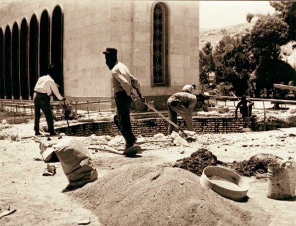 فاش شدن راز یک نامه ۱۲۵ ساله در ارتباط با نورپردازی مقبره سعد فاش شدن راز یک نامه ۱۲۵ ساله در ارتباط با نورپردازی مقبره سعد