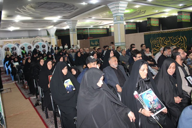برگزاری آیین تجلیل از خانواده های معظم شهدای پر افتخار جنگ تحمیلی سوم استان سمنان