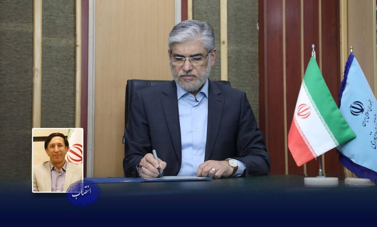 وزیر علوم، سرپرست جدید دانشگاه جیرفت را انتخاب کرد. وزیر علوم، سرپرست جدید دانشگاه جیرفت را انتخاب کرد.