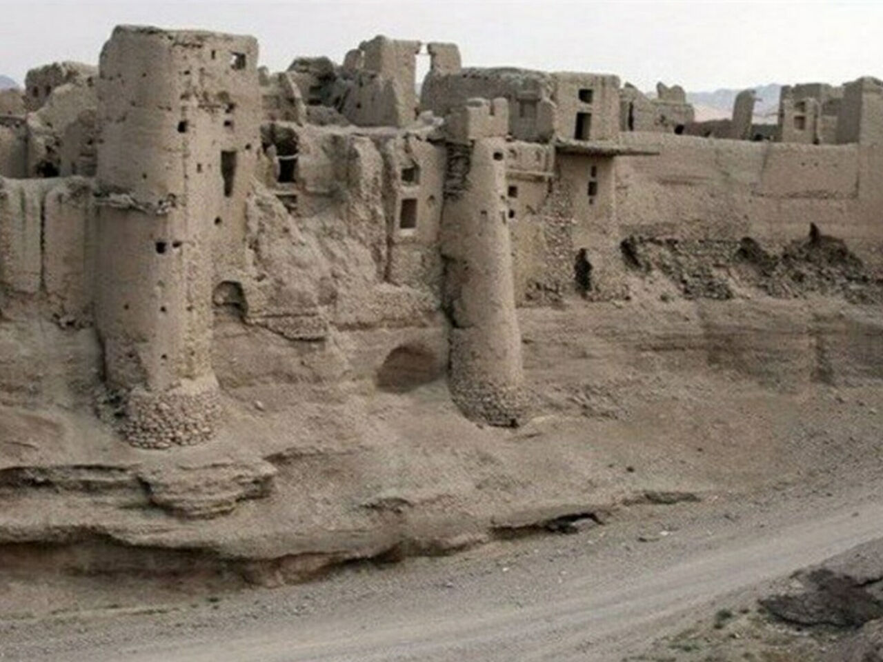 قلعه اولتان پارسآباد ظرفیت تبدیل به پایگاه ملی میراث فرهنگی را دارد