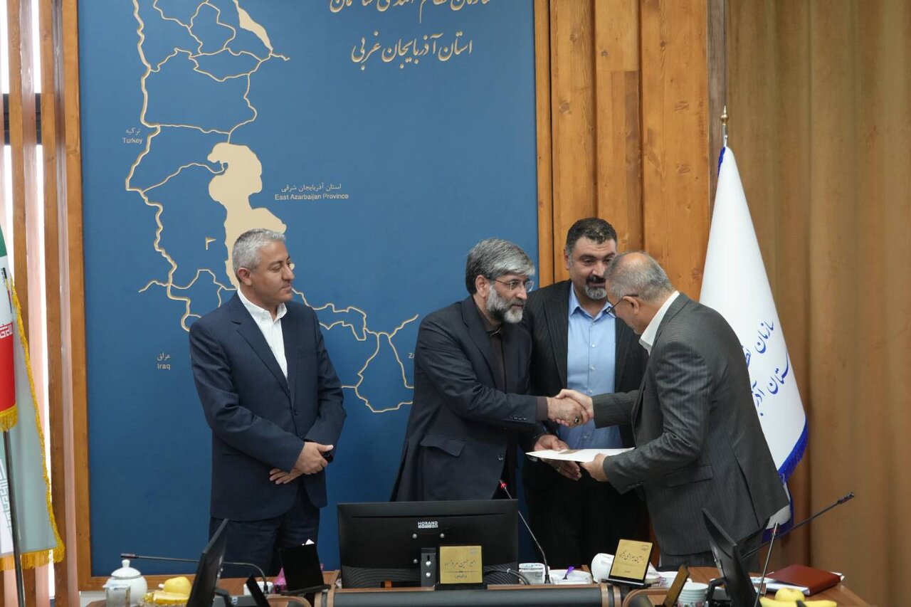 گروهها و کمیسیونهای تخصصی سازمان نظام مهندسی ساختمان آذربایجانغربی حکم گرفتند