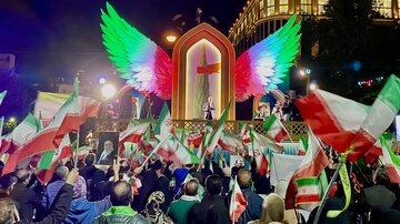 روایتی از حضور جوانان در میدان نبوت؛ پای کار ایران میمانیم روایتی از حضور جوانان در میدان نبوت؛ پای کار ایران میمانیم