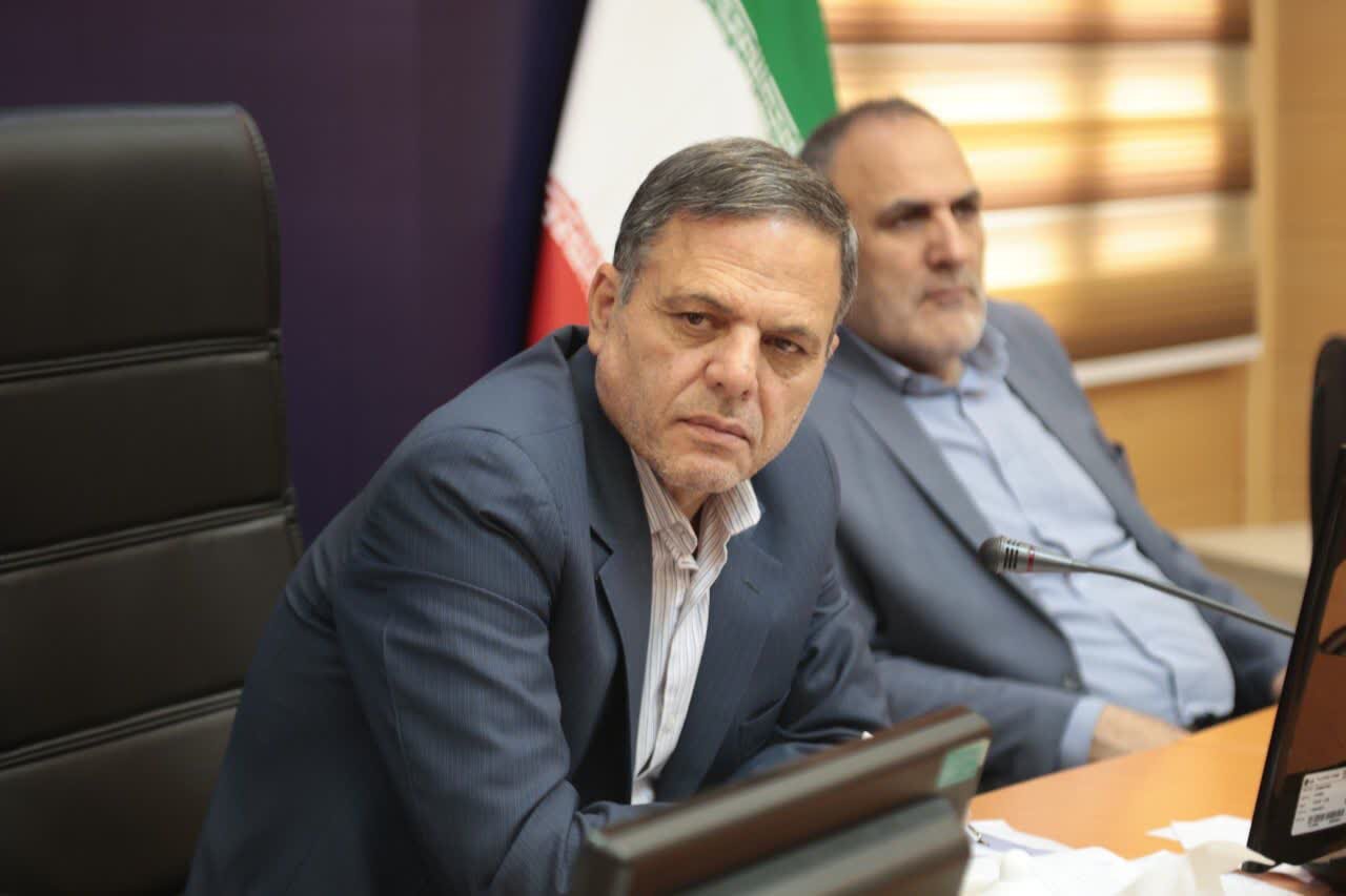 سه ضلع کارگر، کارفرما و دولت باید به جای بدبینی، اعتماد کنند