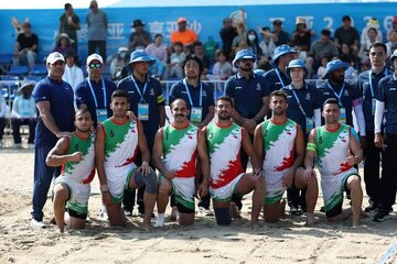 عکس | صید دومین طلا در سانیا/ سجده کبدی‌بازان روی پرچم ایران
