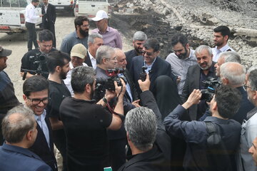 بازدید ​​​​​​​اعضای مجمع نمایندگان استان تهران از تاسیسات انبار نفت ری