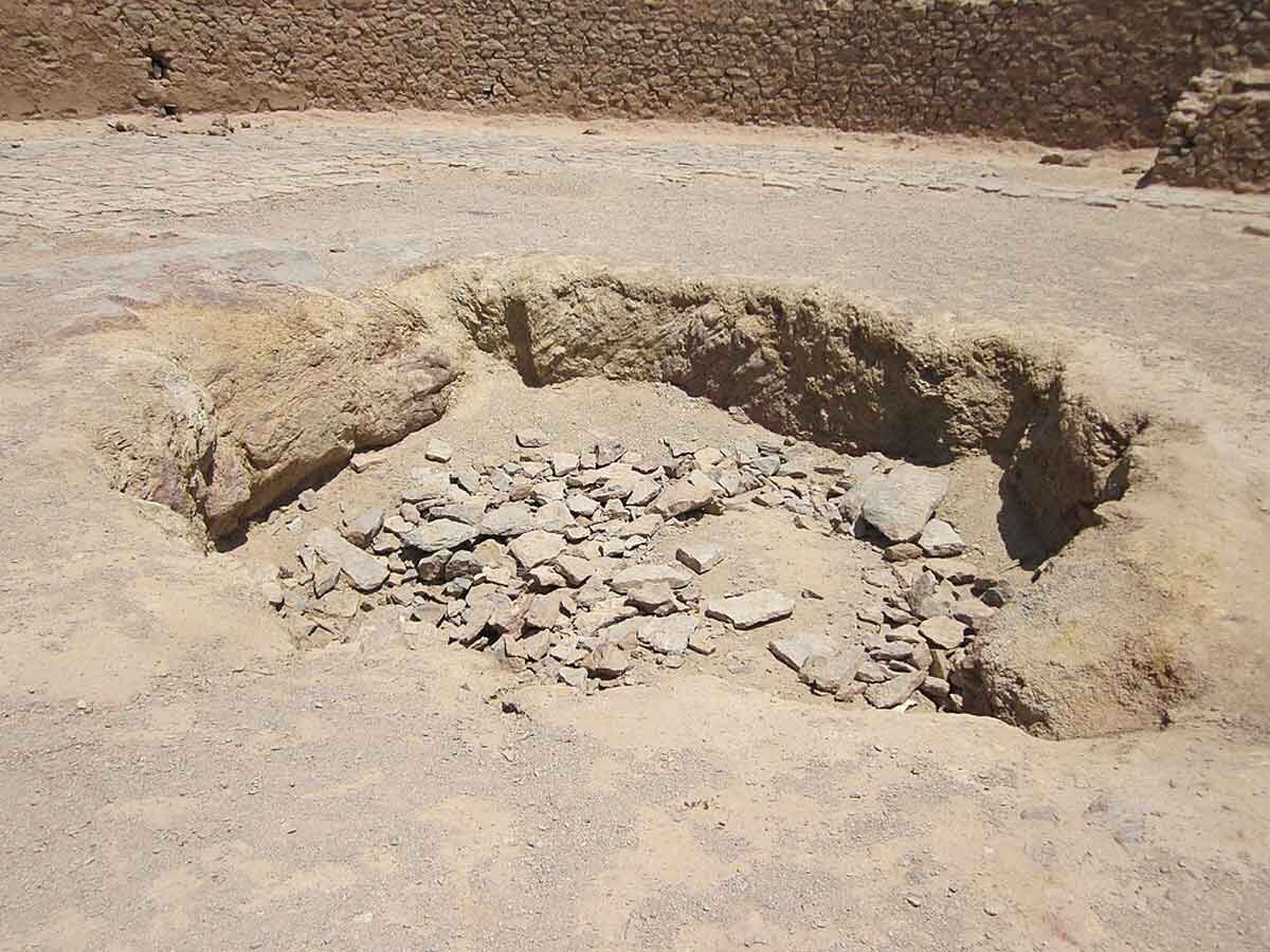 چرا نیاکان باستانی ما مردگان خود را در برج‌ها دفن می‌کردند، نه در گورها؟