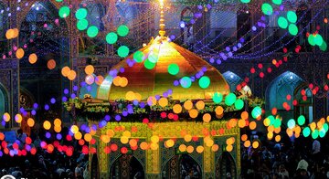 ببینید| گل‌آرایی ویژه پنجره فولاد و سقاخانه حرم امام رضا(ع)