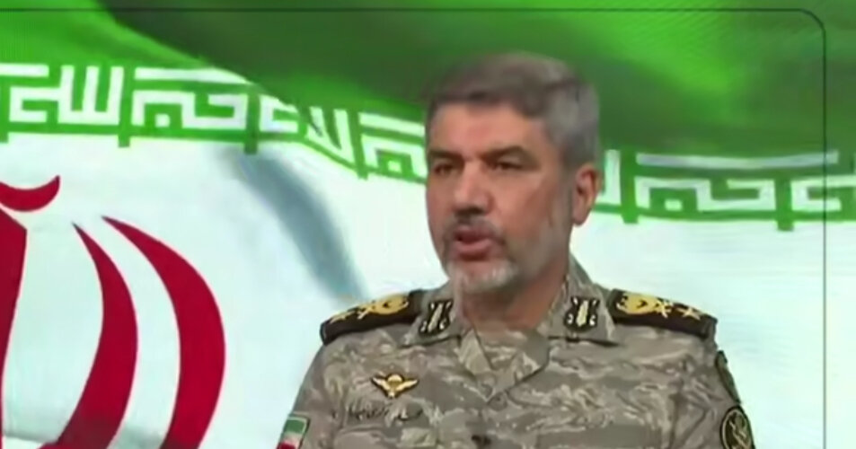 ببینید | سخنگوی ارتش: برآوردهای اطلاعاتی ارتش نشان می‌داد که دشمن قصد حمله نظامی دارد
