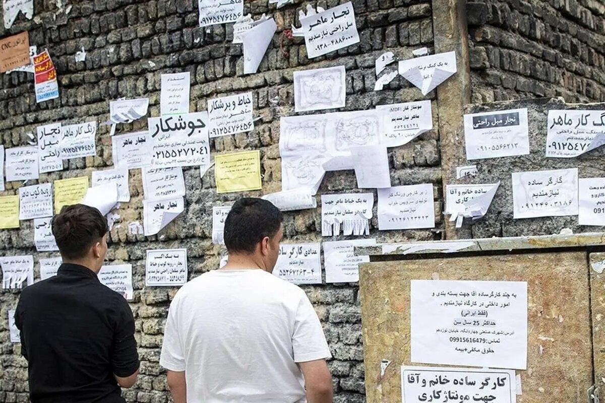 برخی مشاغل زنان به دست مردان افتاد /  مشاغل فعال در بستر اینترنت از دست رفتند / مشاغل بی‌کیفیت جایگزین مشاغل پایدار شدند