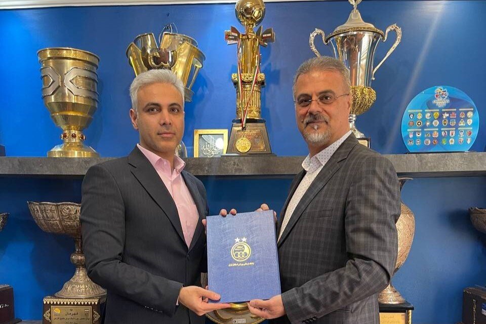 پشت پرده باورنکردنی برکناری رئیس سازمان فوتبال استقلال؛ منصوب سیاسی تاجرنیا، ترابیان را تعدیل نیرو کرد!