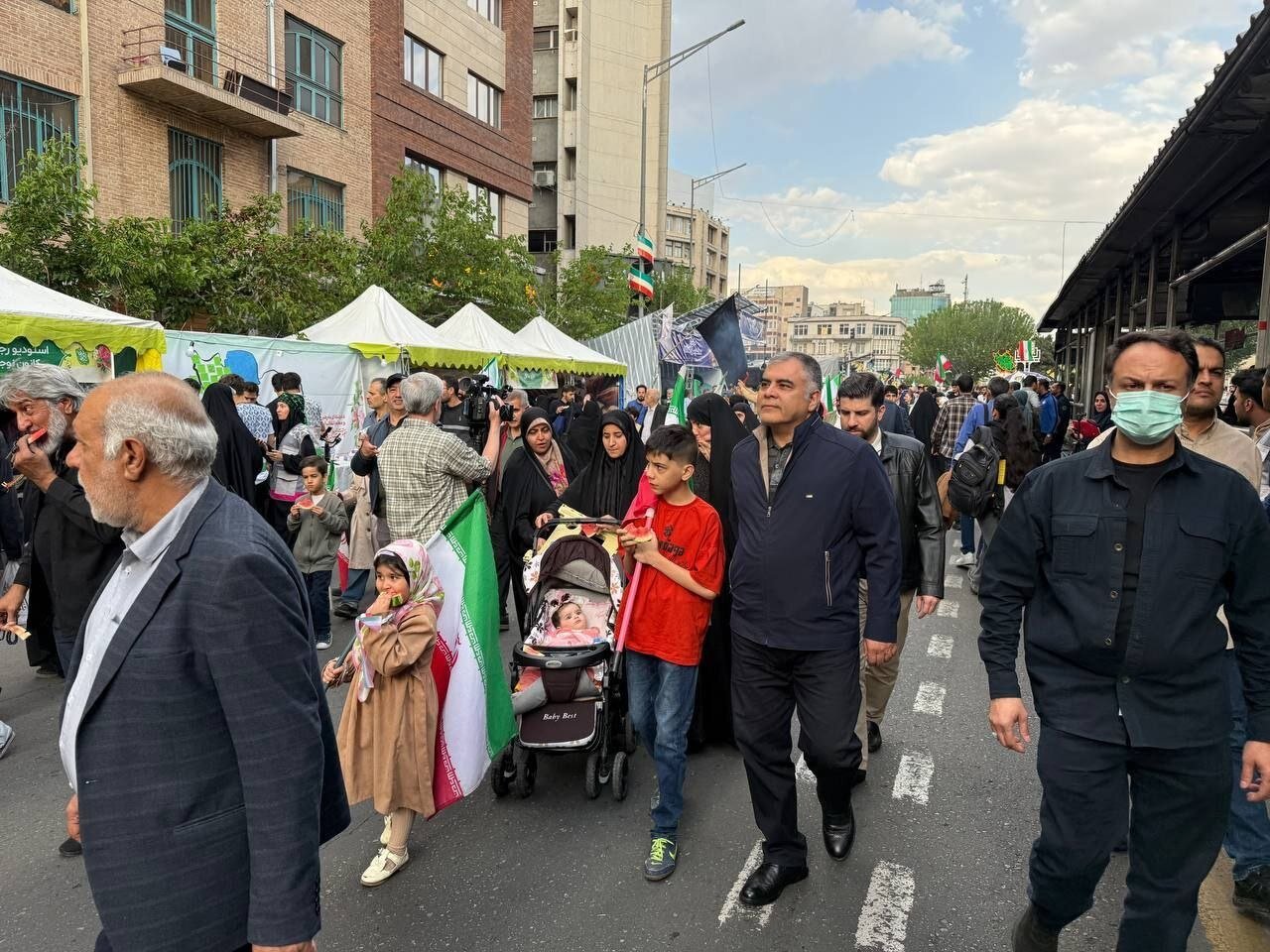 حضور چهره‌های دولت پزشکیان در اجتماع از امام‌رضایی‌ها؛ از حضرتی تا وزیر نفت + عکس