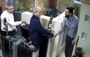 ببینید | تصاویر دیده‌نشده از ورود بدون محافظ پزشکیان به اورژانس استان تهران در اوج تهدیدات جنگ