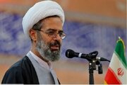 امام جمعه بجنورد: تا امروز آمریکا ما را تحریم میکرد از این به بعد، ایران با تنگه هرمز دشمنان را تحریم می‌کند