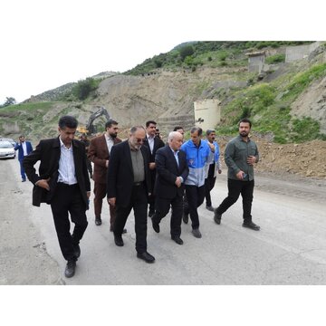 تأکید بر پیشگیری و تثبیت کامل رانش جاده آلاشت مازندران
