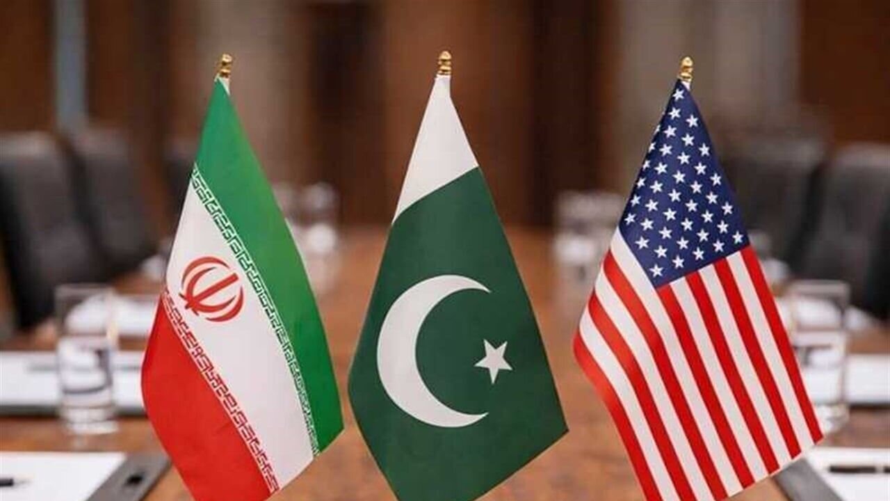 روزنامه پاکستانی به ترامپ: برخلاف ایران، شما نیاز به سازش و نجات از جنگ دارید