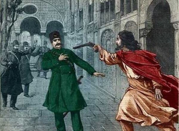 چطور میرزا رضا به لقب «شاهکُش» مشهور شد؟/ نگاهی به سختیهای خانوادگی ضارب و سکوت دلخراش در حرم عبدالعظیم چطور میرزا رضا به لقب «شاهکُش» مشهور شد؟/ نگاهی به سختیهای خانوادگی ضارب و سکوت دلخراش در حرم عبدالعظیم