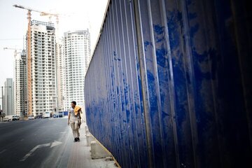 اخراج تحقیرآمیز ۱۵ هزار پاکستانی شیعه از امارات / ثروت آن‌ها مصادر شد