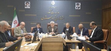 بازسازی واحدهای تولیدی آسیب‌دیده کردستان در جنگ با مشارکت بانک‌ها