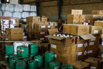 کشف ۴۵هزار لیتر روغن موتور احتکارشده در یک واحد تولیدی