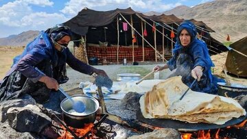 توزیع ۳۶ هزار کیسه آرد بین عشایر لرستان