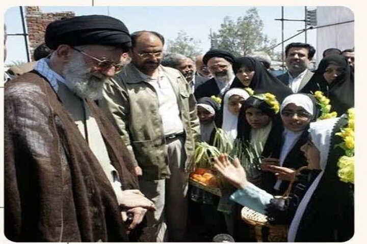 خاطرات سفر رهبر شهید انقلاب به کرمان در قالب پویش «جان کرمان» منتشر می شود