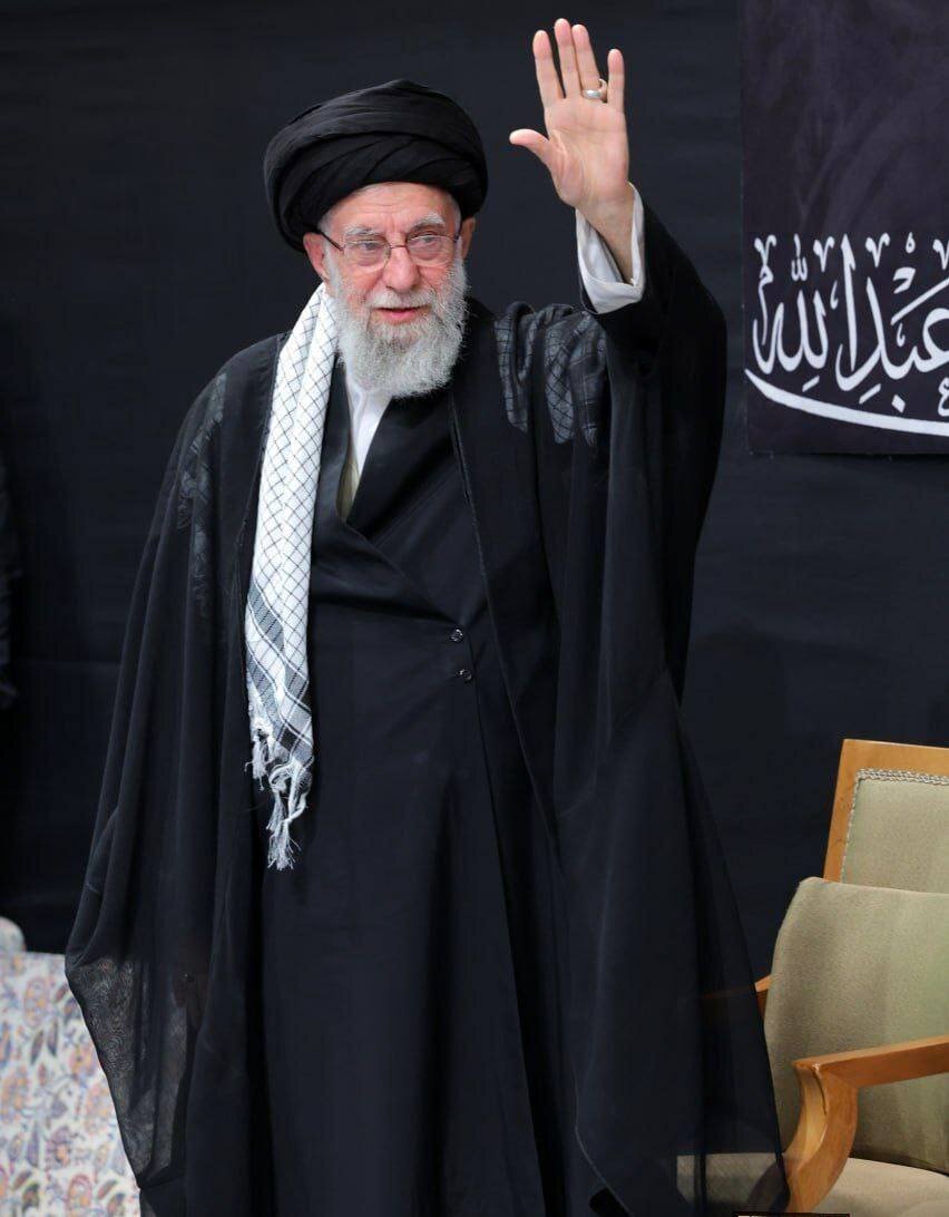 جای خالی تو، فریادی خاموش در سینههاست ؛ رفتنت پایان نبود… آغازِ دلتنگی ما بود