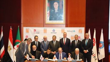 مصر برای خرید نفت خام با الجزایر تفاهم‌نامه امضا کرد