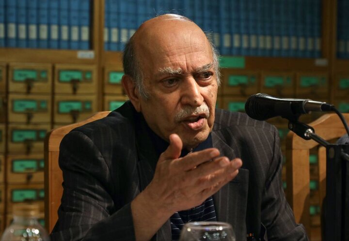مردی که در همه عمر ایران را فریاد زد
