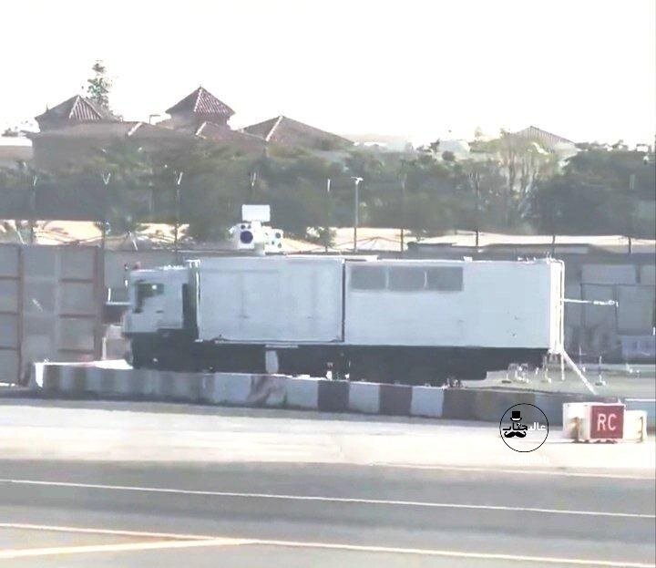 ببینید | ویدیو وایرال شده از سامانه لیزری پدافندی چینی در فرودگاه دبی!
