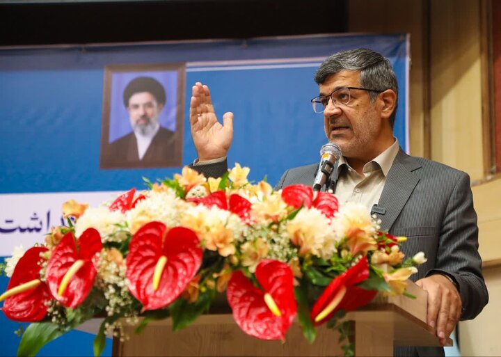 گزارش تصویری / آیین بزرگداشت مقام استاد و سرآمدان آموزشی در دانشگاه یزد