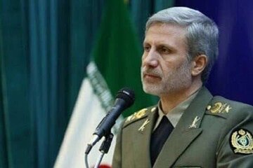 واکنش فرمانده کل ارتش به درگیری ایران و آمریکا در خلیج‌فارس