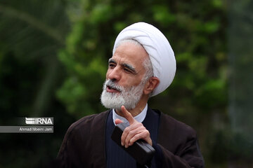 انصاری: شهید لاریجانی شخصیتی باهوش و مصلحت‌گرا به نفع کشور و ملت بود