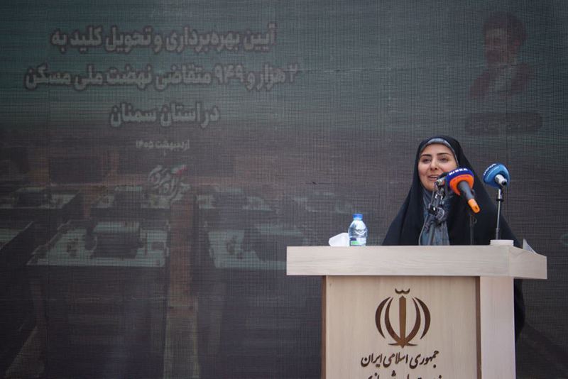 فرزانه صادق: تحویل طرحهای مسکن بدون خدمات روبنایی و زیربنایی در برنامه وزارت راه و شهرسازی نیست
