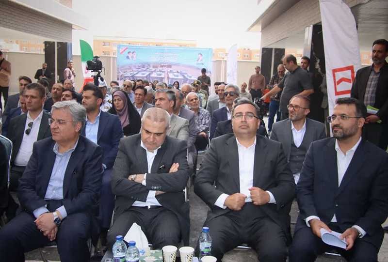 فرزانه صادق: تحویل طرحهای مسکن بدون خدمات روبنایی و زیربنایی در برنامه وزارت راه و شهرسازی نیست