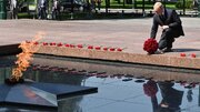 ببینید | ادای احترام پوتین و رهبران کشورهای مستقل مشترک المنافع به مقبره سرباز گمنام