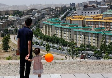افزایش سقف وام ودیعه؛ مُسکن موقت برای بحران مزمن اجاره؟/ سهم هزینه مسکن در سبد خانوارهای تهران به مرز ۷۰ درصد رسید افزایش سقف وام ودیعه؛ مُسکن موقت برای بحران مزمن اجاره؟/ سهم هزینه مسکن در سبد خانوارهای تهران به مرز ۷۰ درصد رسید
