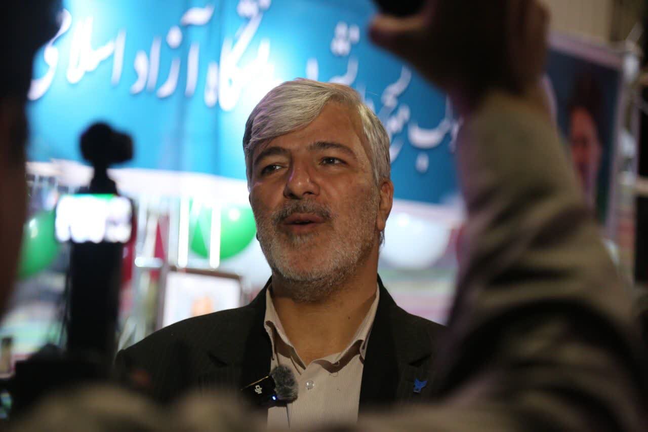 حضور در خیابان‌ها برابر است با پیروزی/ اقتصاد مقاومتی یک ضرورت است