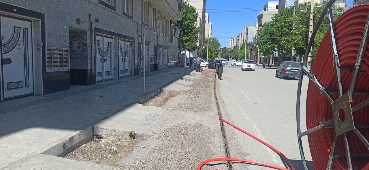بازدید مدیر مخابرات منطقه کرمانشاه از اجرای پروژه FTTH در شهرک الهیه