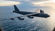 بمب‌افکن B-52 آمریکا سقوط کرد