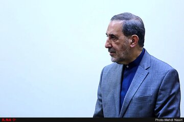 ولایتی: آمریکا به‌زودی مجبور خواهد شد از منطقه خارج شود/ ترامپ نه آبرویی دارد و نه نیرویی