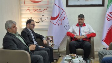 همدلی و هم‌افزایی ورزش و جوانان ایلام با هلال احمر برای خدمت به مردم