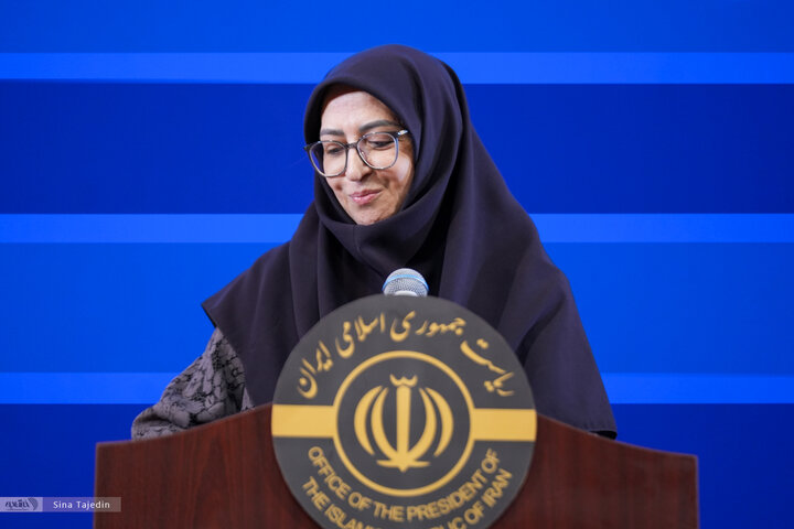 سخنگوی دولت - 1405.2.22