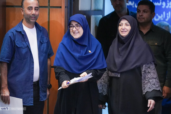 سخنگوی دولت - 1405.2.22