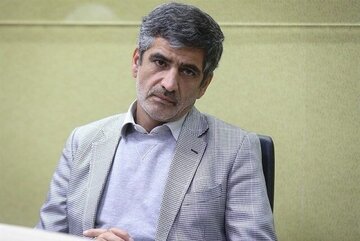 بار هزینه‌های پست بر دوش ناشران، در نهایت به کودکان مناطق دوردست آسیب می‌زند