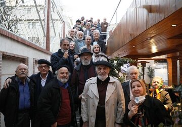 ستارههای دیروز، رانندگان امروز؛ تلخترین سرنوشت بازیگران پیشکسوت ستارههای دیروز، رانندگان امروز؛ تلخترین سرنوشت بازیگران پیشکسوت