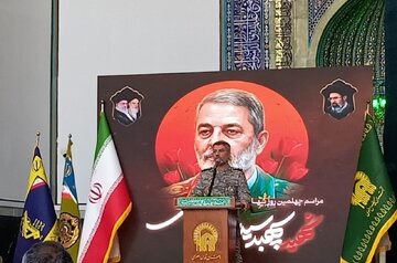 سخنگوی ارتش: اجازه نمیدهیم تسلیحات آمریکایی وارد پایگاههای منطقه شود/ دشمن در جنگ رمضان به هیچکدام از اهداف خود نرسید سخنگوی ارتش: اجازه نمیدهیم تسلیحات آمریکایی وارد پایگاههای منطقه شود/ دشمن در جنگ رمضان به هیچکدام از اهداف خود نرسید