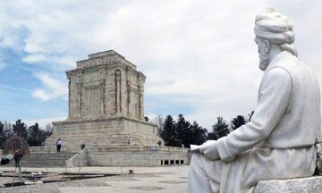 رهبر شهید چگونه از آرامگاه فردوسی محافظت کرد؟ رهبر شهید چگونه از آرامگاه فردوسی محافظت کرد؟