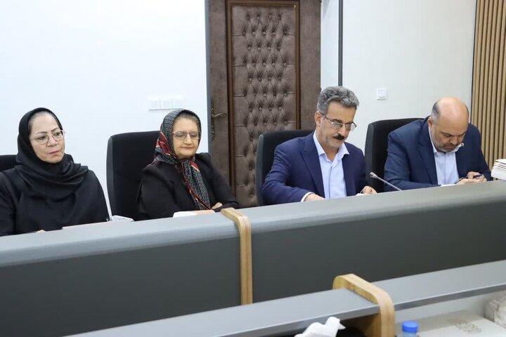 گزارش تصویری /  تقدیر از بانوان کارآفرین فعال در حوزه صنعت و مشاغل خانگی استان یزد