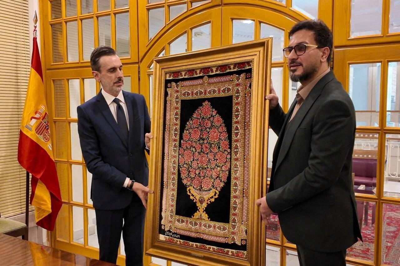 در دیدار سفیر اسپانیا با سفیر قرآن جمهوری اسلامی ایران مطرح شد: تأکید بر صلح، همگرایی فرهنگی و همکاری‌های مشترک